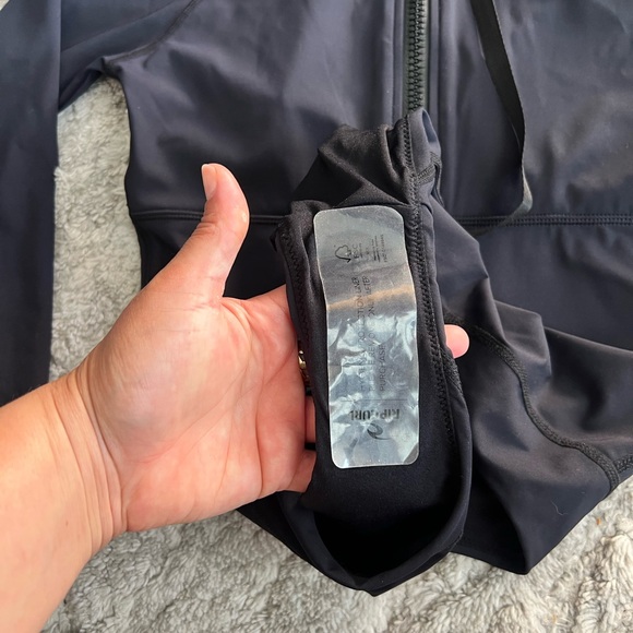 COPY - Rip curl, Mirage Ultimate Long Sleeve swimsuit, size M, black - Picture 12 of 13